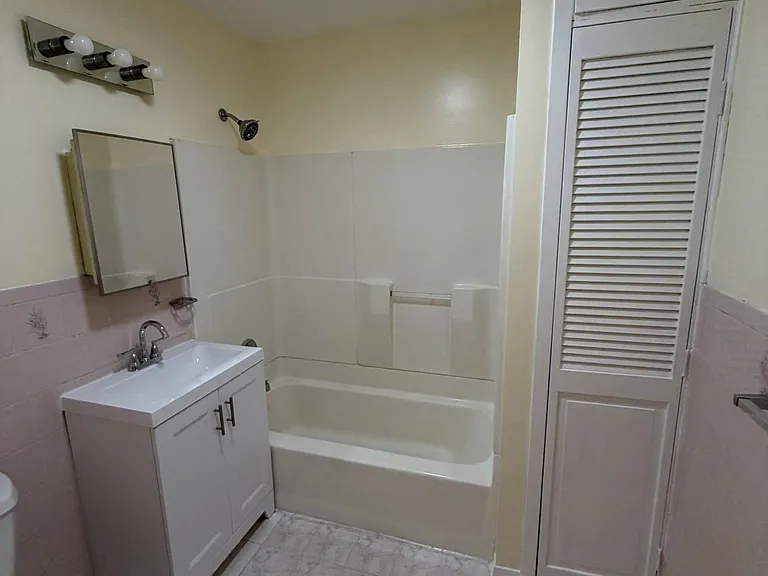 348 Grove St — Photo 11