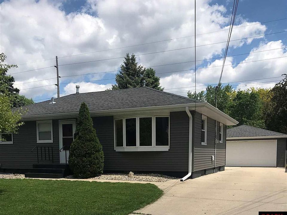 1st image of 107 S Black Eagle Dr