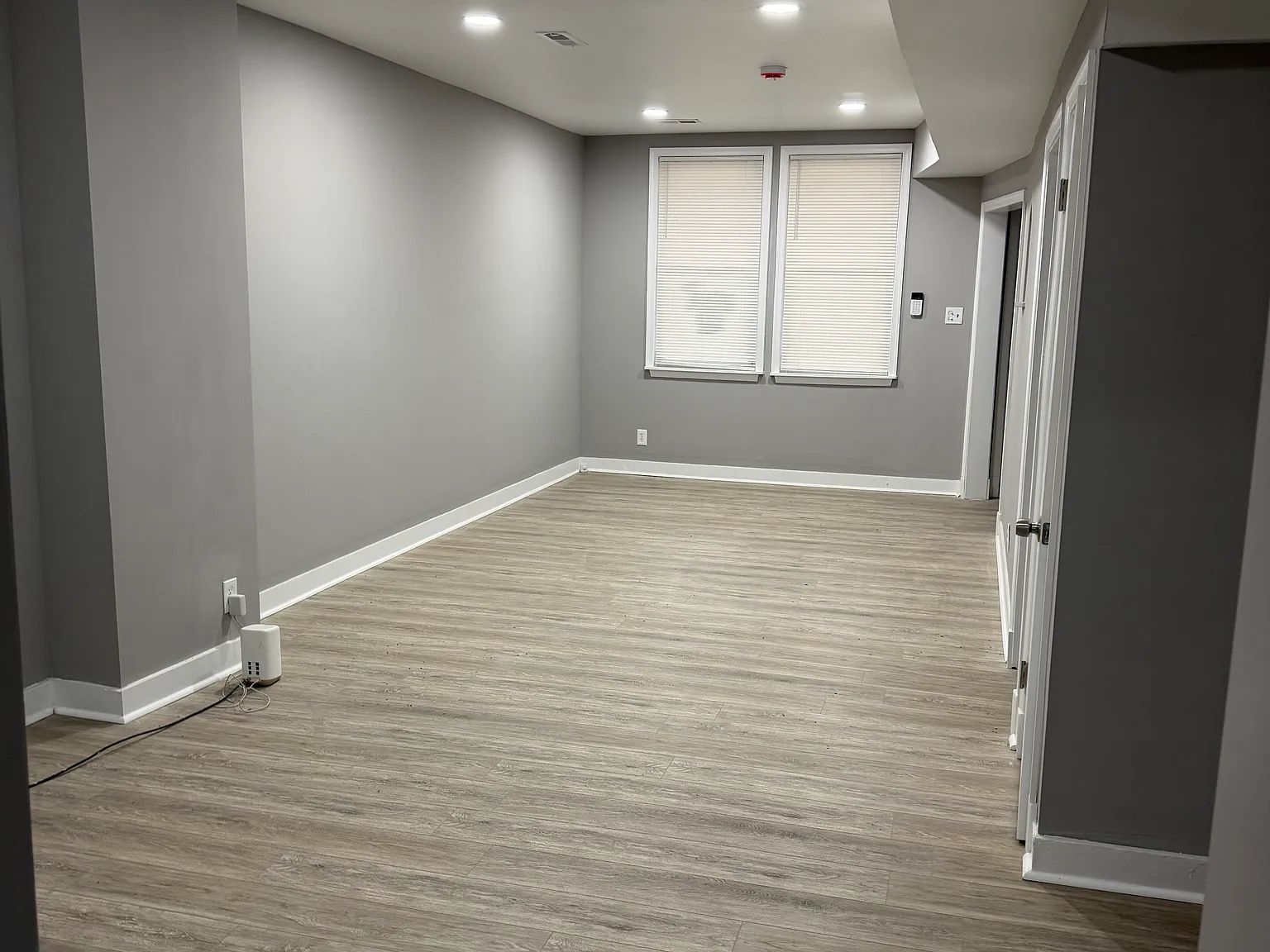 3 bed, 1600 sqft, $1,700 — Photo 3