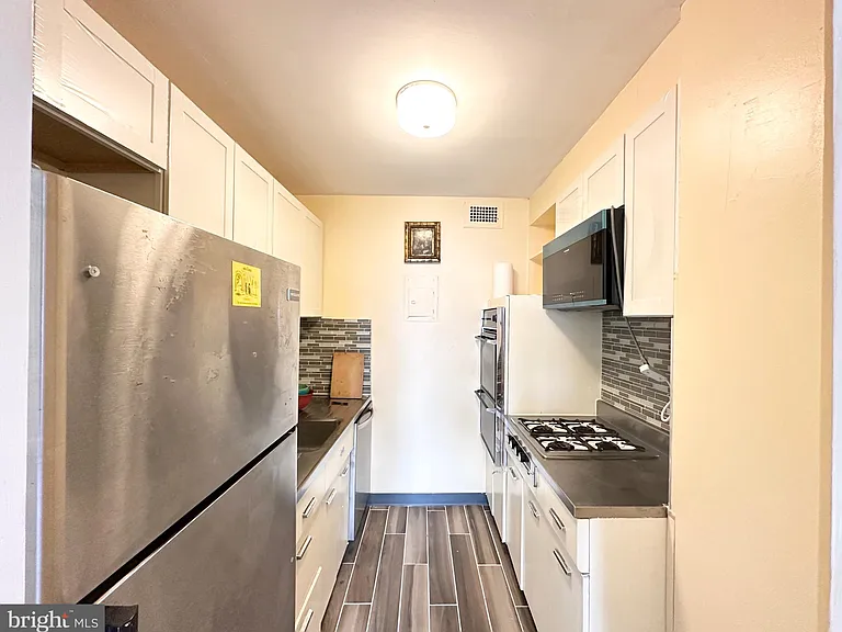 2475 Virginia Ave NW #712 — Photo 7