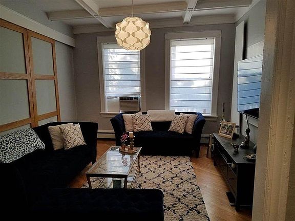 5th image of 66 Romaine Ave