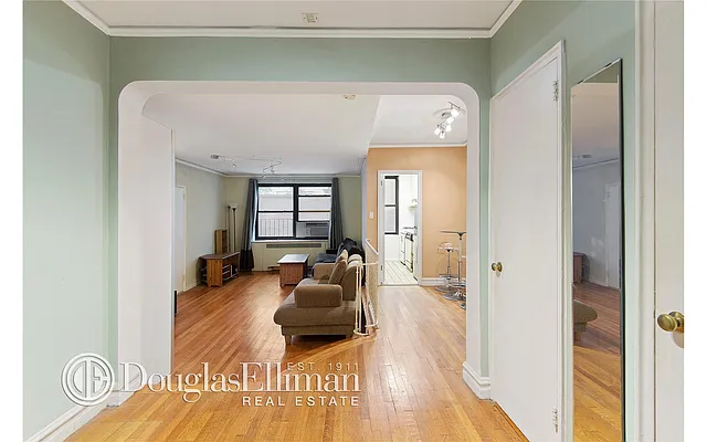 Rented by Douglas Elliman | media 6