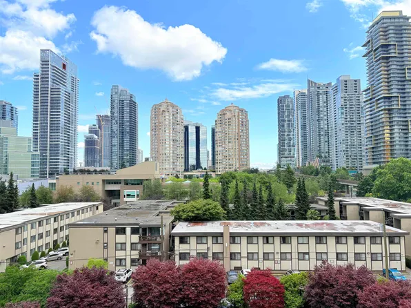 4333 Central Blvd #602, Burnaby, BC V5H 4W8