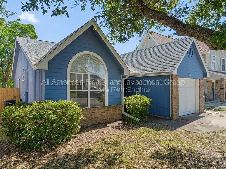 510 Woodland Park Cir — Photo 2