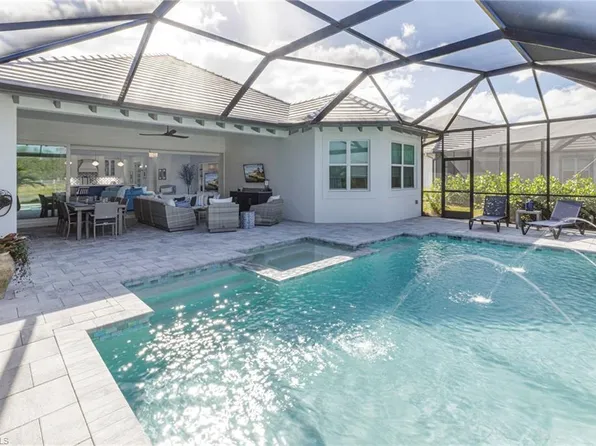 8963 Gustavia Ct, Naples, FL 34112