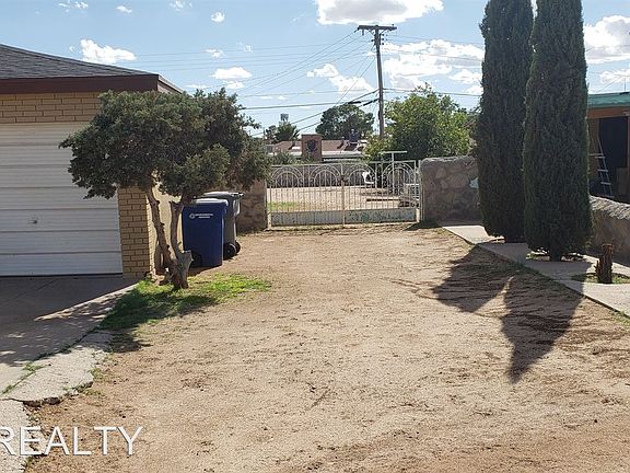 3rd image of 7596 Adobe Dr