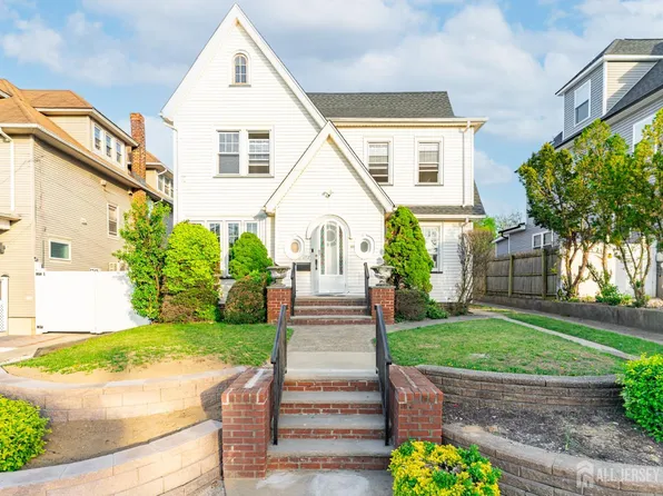 172 Main St, South River, NJ 08882