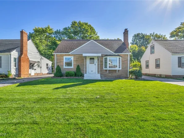 1637 Lander Rd, Mayfield Heights, OH 44124