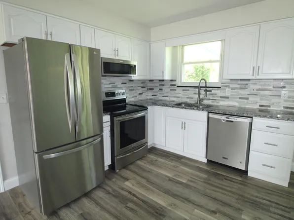 3350 Sunnyside Dr, Dayton, OH 45432