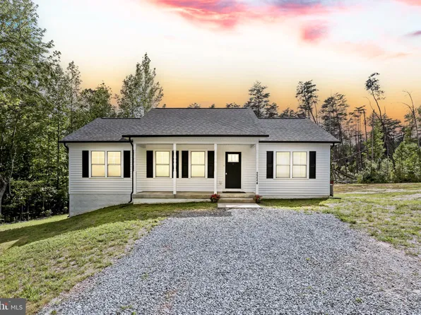 2224 Partlow Rd, Beaverdam, VA 23015