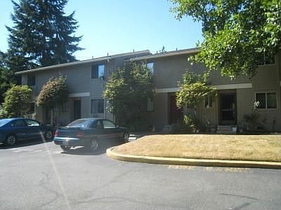1st image of 6021 202nd St SW #19