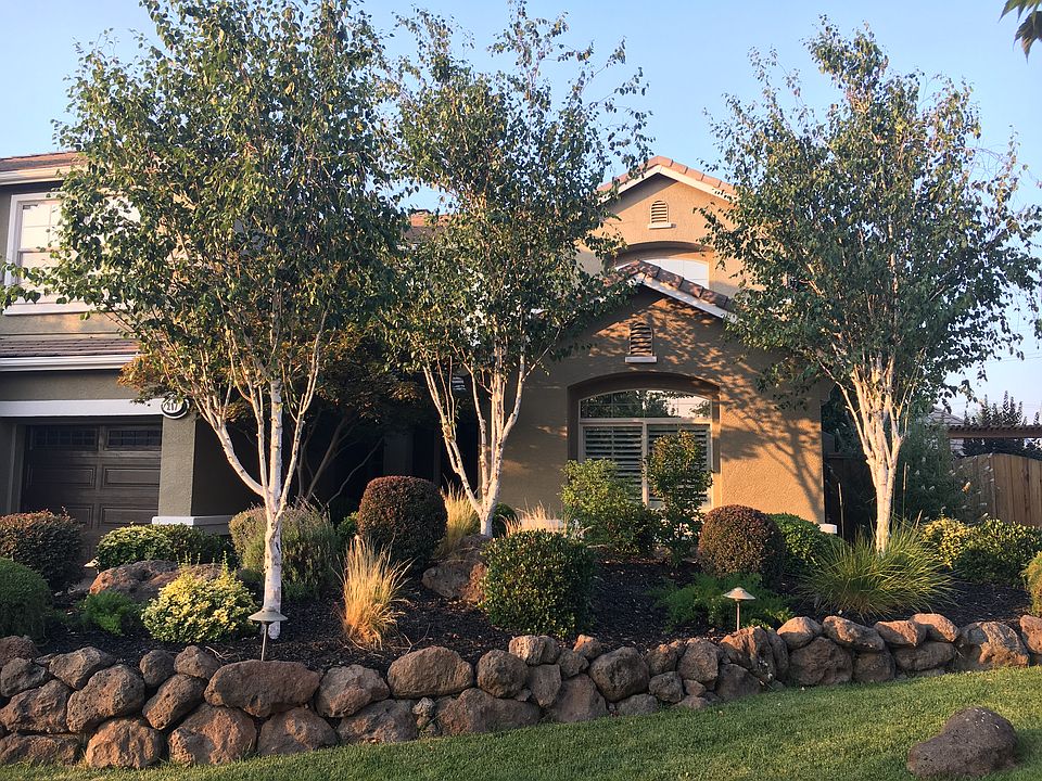 2nd image of 217 Fieldstone Ct