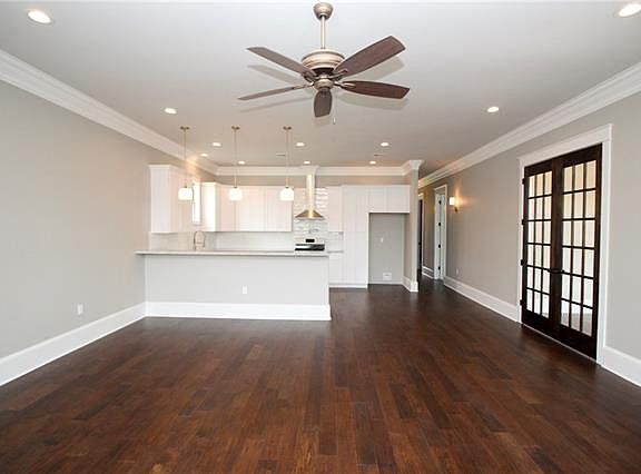 4th image of 4320 W Napoleon Ave