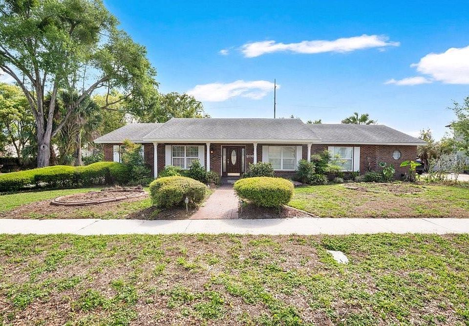 1st image of 206 Cattail Ct