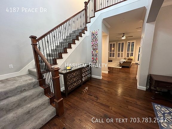 3rd image of 4187 Peace Dr