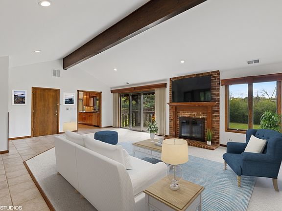 4th image of 11139 Regency Dr #0