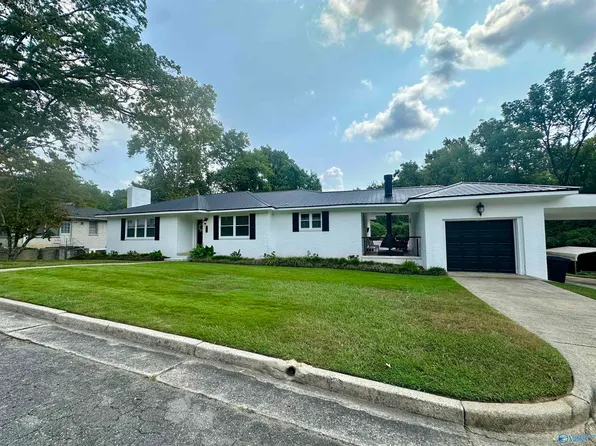 916 Edgewood Dr, Gadsden, AL 35901