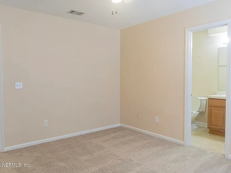 762 Scrub Jay Dr — Photo 7