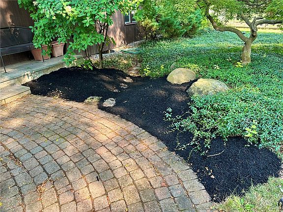 2nd image of 18 Edgewood Dr