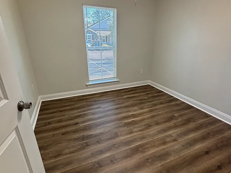 4104 Mulligan Manor Ln #B — Photo 5