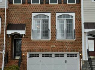 515 Hollingsworth Ter, Herndon, VA 20170