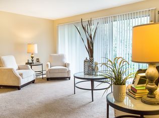 1609-104 N Woodbridge St #302, Saint Paul, MN 55117
