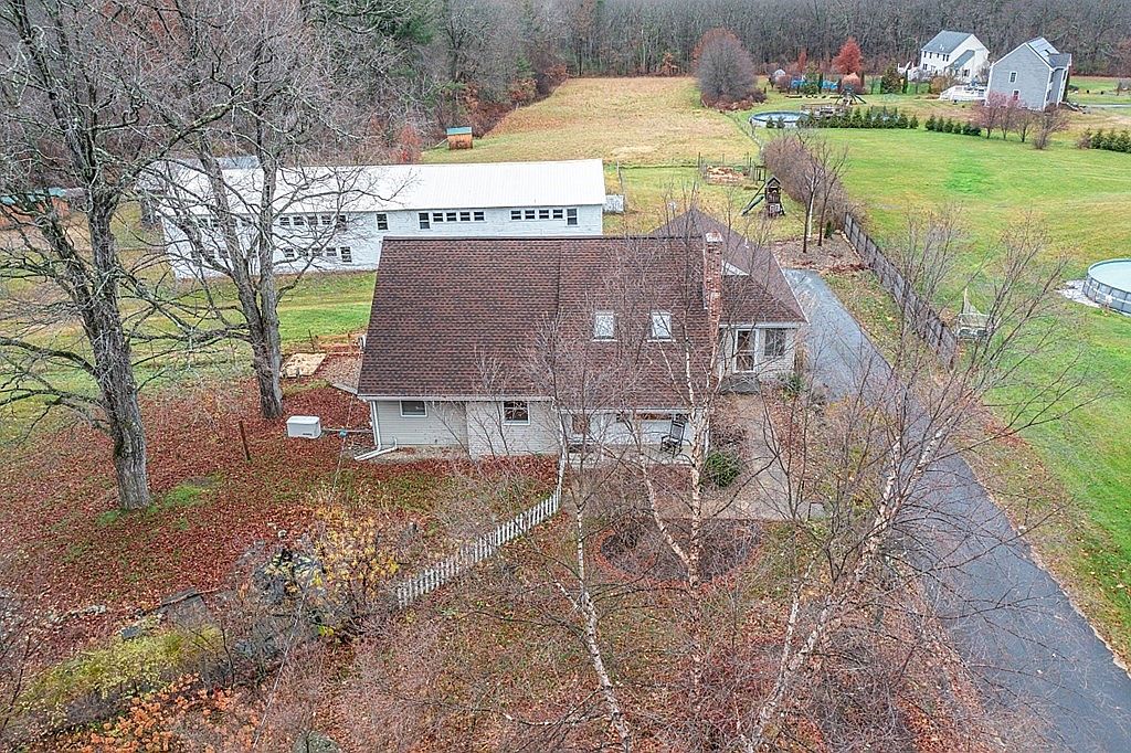 88 N End Rd, Townsend, MA 01469 Zillow