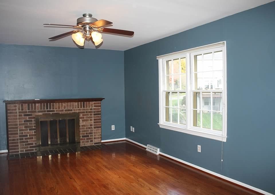 2nd image of 5021 Mignonette Ct