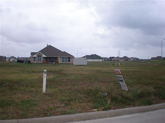 2nd image of 7320 Crown Meadows Dr