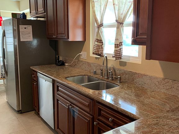 4th image of 10128 La Serna Dr