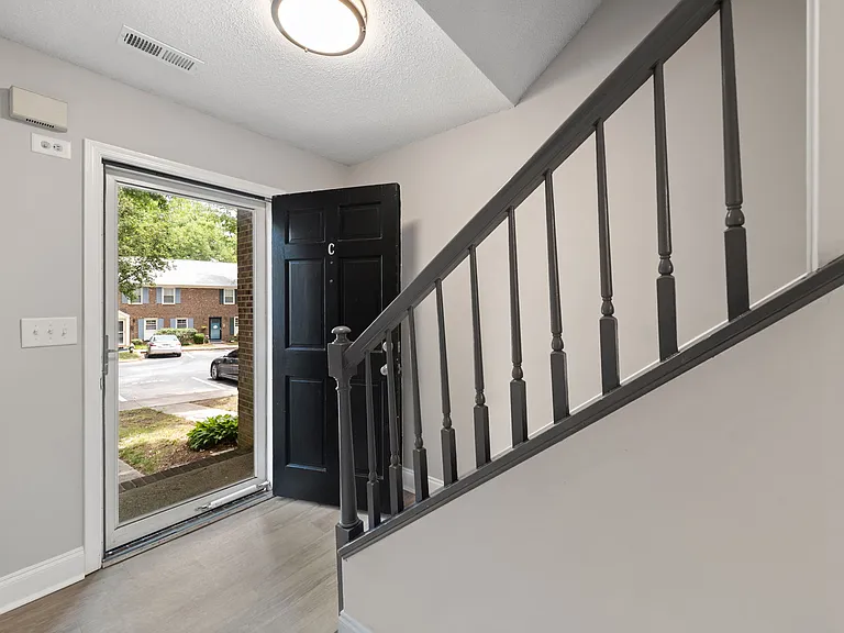 3227 Regents Park Ln #C — Photo 16