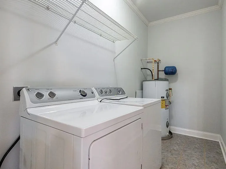 2310 Hosea L Williams Dr NE — Photo 29