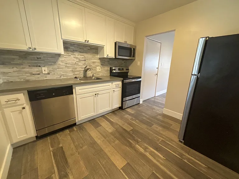 2713 and 2721 T Street, Sacramento — Photo 34