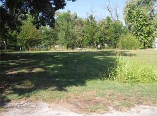 513 W Main St, Tecumseh, OK 74873