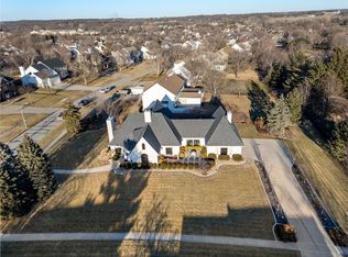 13953 Lake Shore Dr, Clive, IA 50325