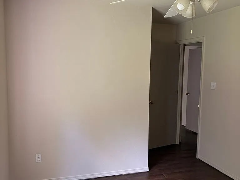 1075 Grinnel Cir — Photo 14