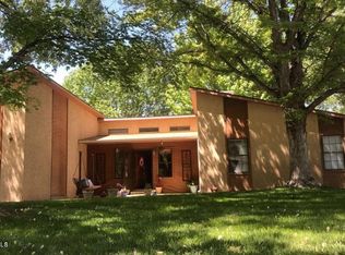 2201 S Hidden Glenn St, Farmington, NM 87401