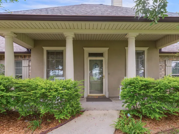 9702 Belle Place Cir, Maurice, LA 70555