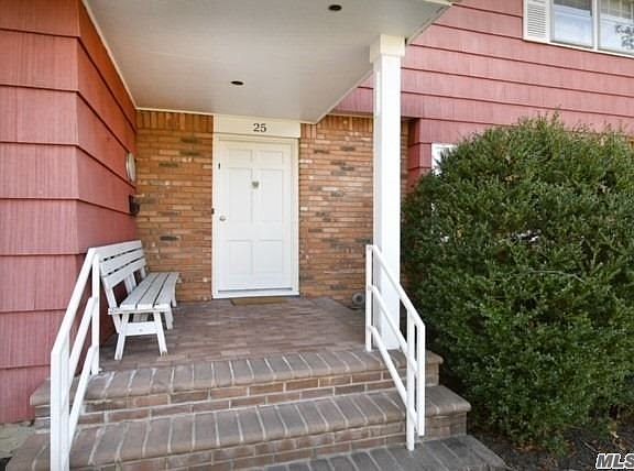 3rd image of 25 Jayne Ave