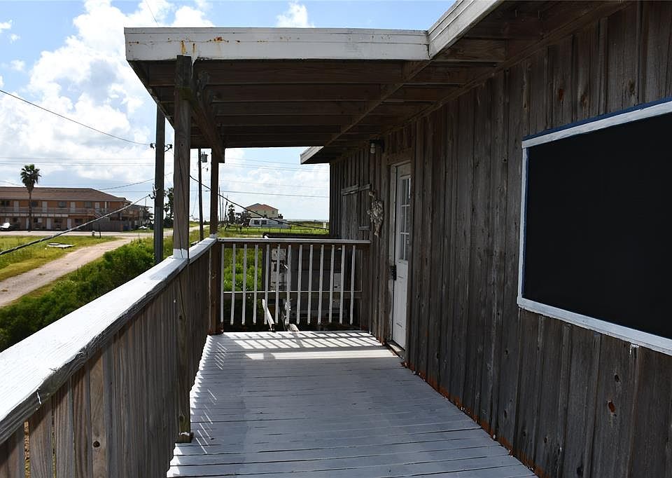215 Saltgrass Ave, Surfside Beach, TX 77541 Zillow