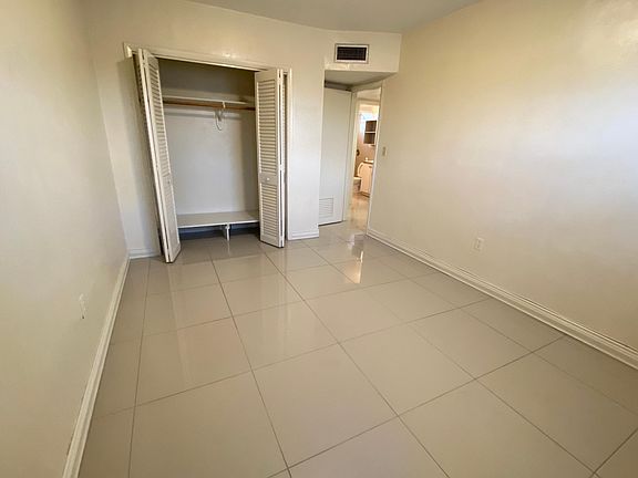 Large Bedroom with Private Entrance and Closet