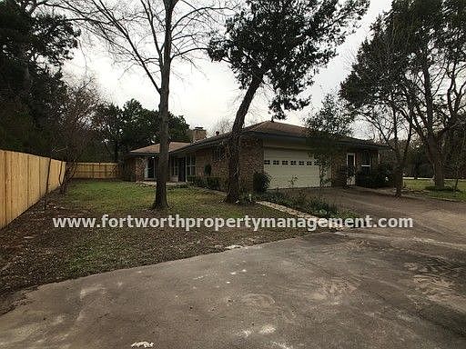 1st image of 702 Royal Oak Dr