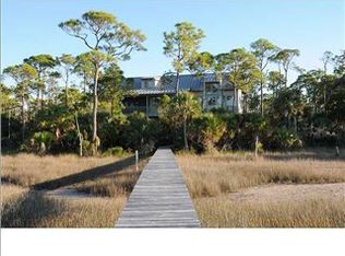 1743 Kingfisher Rd, Eastpoint, FL 32328