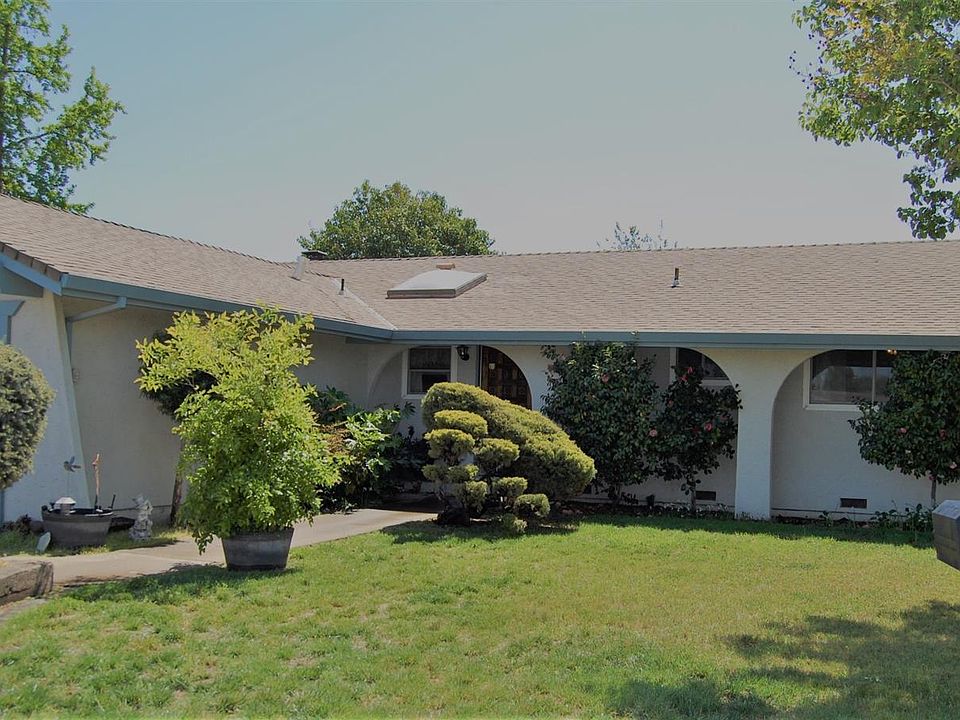 1st image of 2352 Klamath Ct
