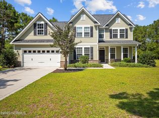 242 Royal Tern Dr, Sneads Ferry, NC 28460