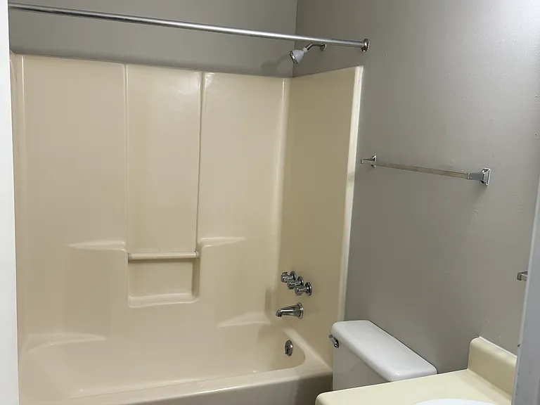 3300 Moonlight Dr #3300 — Photo 9
