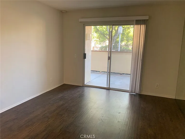158 S Cross Creek Rd #D — Photo 4