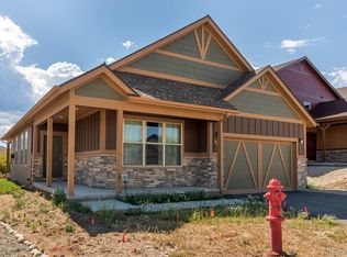 490 Elk Track Cir, Granby, CO 80446