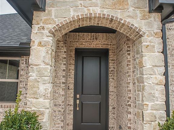 2nd image of 11432 Lindsey Ln