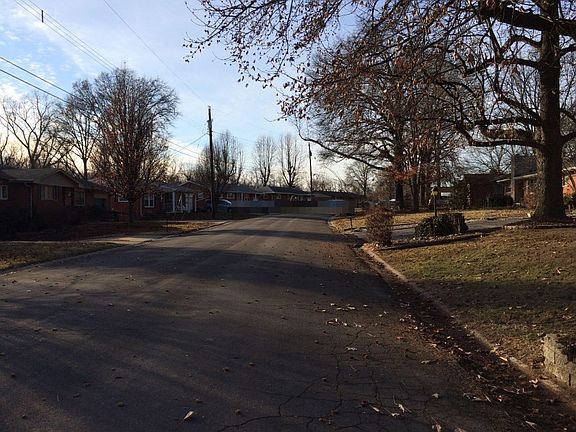 5th image of 115 Crestview Dr